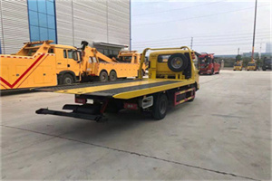 桃山非事故拖车